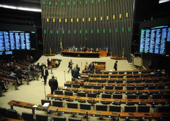 Megaoperação no Rio reacende debate sobre PEC da Segurança Pública na Câmara.