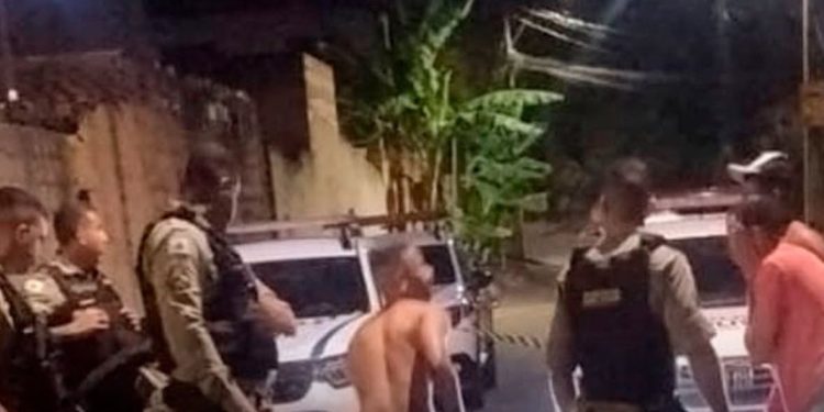 Jovem de 21 anos é assassinado a tiro no bairro Kwait.