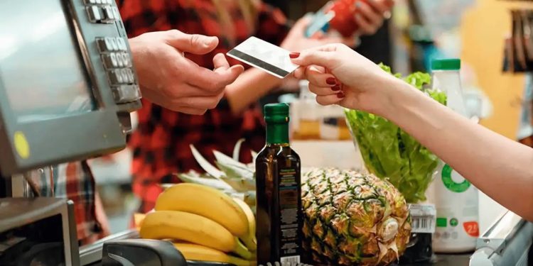 Governo propõe novo reajuste no auxílio-alimentação e avança em medidas de valorização do serviço público.