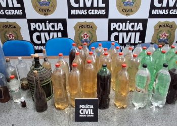 Operação Baco: Polícia Civil apreende bebidas alcoólicas falsificadas em Itabira.