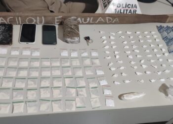 Operação policial desmantela ponto de tráfico em Santana de Pirapama.