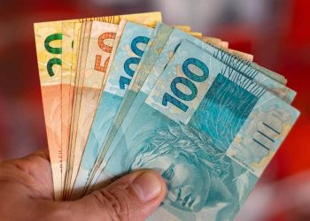 Nova lei amplia direitos previdenciários: avós e tios agora podem deixar pensão para netos e sobrinhos sob guarda judicial.