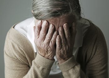 Idosa é resgatada de trabalho análogo à escravidão após 25 anos em casa de família em MG.