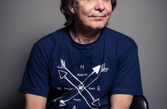 Morre Lô Borges, ícone do Clube da Esquina e da música mineira, aos 73 anos.