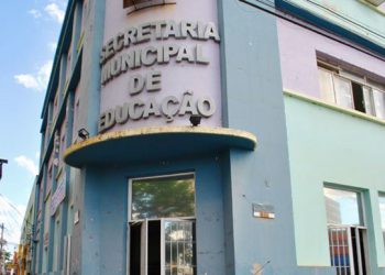 Professores denunciam retrocesso na educação e possível fim da “hora-atividade” prevista em lei