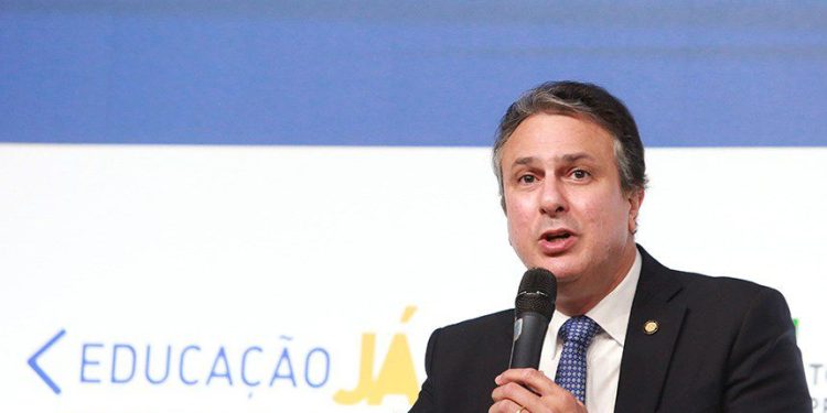 Ministro da educação Camilo Santana estará cumprindo agenda em Sete Lagoas nessa quarta-feira